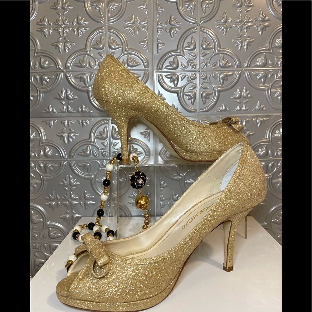 NWOB Caparros Heels